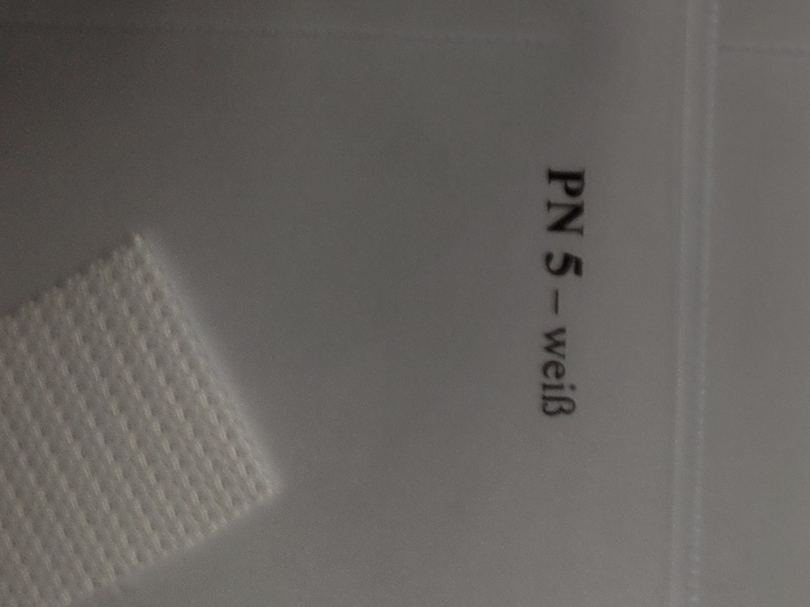PN 5 – Polyesterový úplet, biely, 220 g/m²