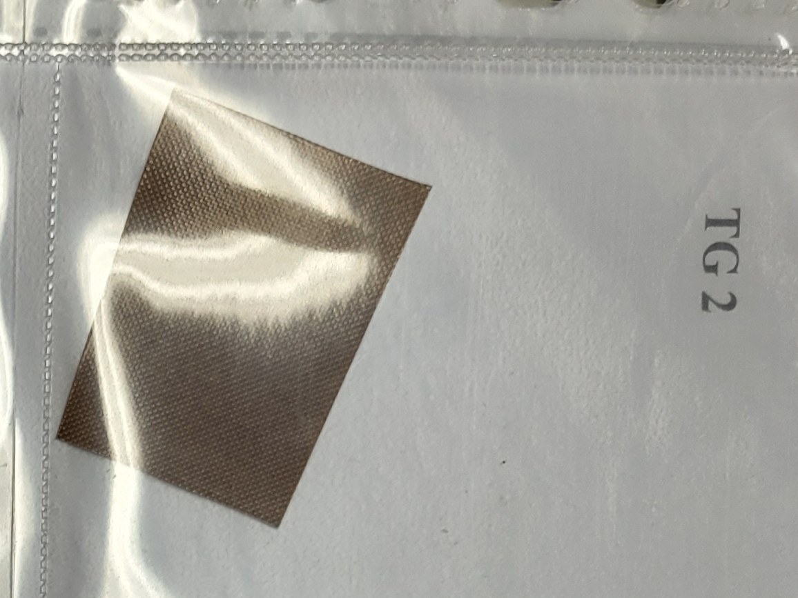 TG 8 SK – PTFE sklotkanina, statická hnedá, samolepiaca, 0,15 mm